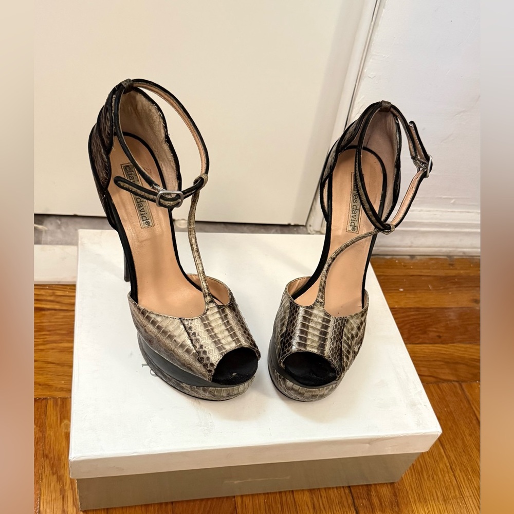 Charles David Black and Tan Snakeskin Heels